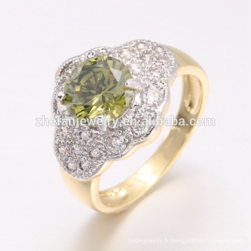 Bague zircone cubique verte deux tons en or 22k